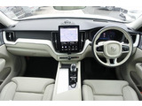 XC60 ウルトラ T6 AWD プラグイン ハイブリッド 4WD 