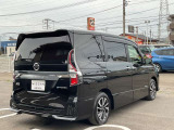 セレナ 1.2 e-POWER ハイウェイスターV 