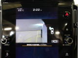 サイドビューカメラは、狭い道路での走行や左側への寄せに活躍。周囲の状況をしっかり確認でき、安全性を高める便利な機能です。