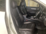 ドライビングポジションは車を意のままに操り、運転を楽しむための土台となります!「適正操作ユニットの配置」と「正しい姿勢が取れるシート」は人馬一体の基本であり、安心・快適な走りの支えとなります!