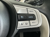 【アダプティブ・クルーズ・コントロール】予め設定した車速内でクルマが自動的に加減速。 前走車との適切な車間距離を維持しながら追従走行し、高速道路でのドライバーの疲労を軽減してくれる嬉しい機能付♪