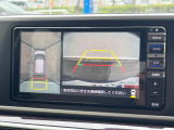 【パノラマモニター】専用のカメラにより、上から見下ろしたような視点で360度クルマの周囲を確認することができます☆死角部分も確認しやすく、狭い場所での切り返しや駐車もスムーズに行えます。