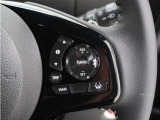 ◆アダプティブクルーズコントロール◆予め設定した車速内でクルマが自動的に加減速。前走車との適切な車間距離を維持しながら追従走行します。【LKAS】車線維持支援システムでステアリング操作を支援。