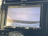 【 バックカメラ 】便利なバックカメラ装備で安全確認を頂けます。駐車が苦手な方にもオススメな便利機能です♪