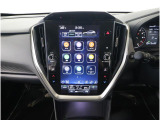 11.6インチの縦型ディスプレイに、ナビゲーション機能をはじめ、エンターテインメント、車両情報、エアコン操作、各種設定などを集約。タブレットのような感覚で、直感的に操作できます。