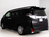 ★展示前点検実施★特殊な機材も用いて、全車点検を実施しております!