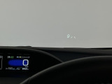 【HUD(ヘッドアップディスプレイ)】少ない視点移動で情報を読み取れます。