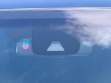 【トヨタセーフティセンス】走行中に前方の車両等を認識し、衝突しそうな時は警報とブレーキで衝突回避と被害軽減をアシスト。より安全にドライブをお楽しみいただけます。