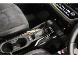 【トランスミッション】CVT(無段変速車)【駆動方式】FF