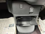 新車.中古車販売車両全て下廻り洗車、錆止め作業をやらせていただきます。