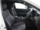 運転席廻りです。