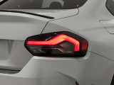 BMW伝統のL字型テールライト