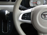 ステアリングリモコン付きです。運転に集中!!