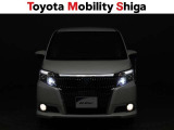 フロントフォグランプ装着車です。車両周辺も明るく見やすく照らしますので夜間走行も快適です。