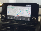 【ディスプレイオーディオ】お手持ちのスマートフォンとの連携で、ナビや音楽再生など各種アプリを使用可能。スマホに近い感覚でお使いいただけます♪