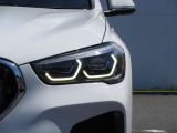 最大80台以上を展示するショールームには、厳しい品質基準をクリアしたBMW・MINI認定中古車を豊富に取り揃えております。
