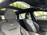 メルセデス・ベンツ[認定中古車]は、メルセデス・ベンツ日本株式会社が認定する中古車保証制度が適用される中古車です。これは正規販売店のみの特典です。
