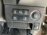 キーレスプッシュスタート。軽とは思えないほどの豊富な装備も魅力的!運転席から操作ラクラク。