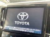 【大画面ナビ】人気の大型10インチナビを装備。存在感のある大画面はインパクト大!ナビ利用時のマップ表示は見やすく、テレビやDVDは臨場感がアップ!いつものドライブがグッと楽しくなります♪