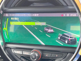 ●インテリジェントセーフティ:「衝突回避・被害軽減ブレーキ」「前車接近警告機能」を機能させるドライバー支援システム【ドライビング・アシスト】が装備されております!