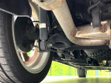 お車を安心してお乗りいただく為には、足回りの定期点検が欠かせません。サービスサポート(有償保証)では無料点検もご提供しており、安心のカーライフをお過ごしいただけるサポート体制が整っています。