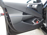 専門教育を受けた営業スタッフがお車選びからご購入後のケアまで丁寧にサポート。ご希望条件にぴったりの一台をご提案します。