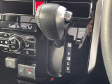【 シフト 】スムーズなシフトチェンジで快適にお車を操縦していただけます!//