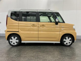 後席両側電動スライドドア☆開け閉めの際に隣の車や壁にぶつける心配もありません。