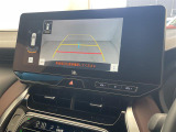 【 バックカメラ 】便利なバックカメラ装備で安全確認を頂けます。駐車が苦手な方にもオススメな便利機能です♪