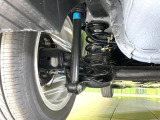 お車を安心してお乗りいただく為には、足回りの定期点検が欠かせません。サービスサポート(有償保証)では無料点検もご提供しており、安心のカーライフをお過ごしいただけるサポート体制が整っています。
