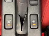 【シートヒーター】シートを温めてくれる暖房機器です!長時間座っていると負担が掛かりやすい背中や腰、または冬場などの寒い日に冷えやすい脚部に快適なぬくもりを伝えます。
