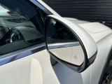 納車前整備は、メルセデスベンツ国際認定メカニックによる最新の検査ライン等の施設が充実した当社工場で入念に行います。メルセデス・ベンツの定める厳しい基準をクリアしたお車のみをご案内させて頂きます。