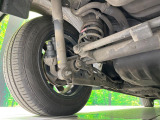 お車を安心してお乗りいただく為には、足回りの定期点検が欠かせません。サービスサポート(有償保証)では無料点検もご提供しており、安心のカーライフをお過ごしいただけるサポート体制が整っています。