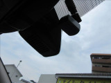 ヒヤッとした時も安心の追突被害軽減ブレーキ&ドライブレコーダー装備しております(^^♪