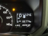 ☆納車前には撥水コーティングで外装のツヤとクリアを復活させます!!納車後の、お手入れも楽にして頂けます!!(パックによります)