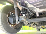 お車を安心してお乗りいただく為には、足回りの定期点検が欠かせません。サービスサポート(有償保証)では無料点検もご提供しており、安心のカーライフをお過ごしいただけるサポート体制が整っています。