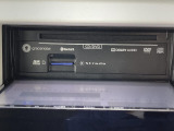 【ナビゲーション】目的地までしっかり案内してくれる使いやすいナビ。Bluetooth接続すればお持ちのスマホやMP3プレイヤーの音楽を再生可能!毎日の運転がさらに楽しくなります!!