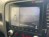 【 全方位カメラ 】上から見下ろしたように駐車が可能です。安心して縦列駐車も可能です♪