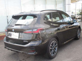名鉄AUTOオリジナルコーティングMコートをはじめウインドフィルム施工、ドライブレコーダー取付、BMWパフォーマンスアクセサリーなど各種承ります。