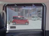 ロールサンシェードが日差から守ります。