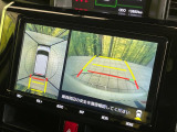 【パノラミックビューモニター】専用のカメラにより、上から見下ろしたような視点で360度クルマの周囲を確認することができます☆死角部分も確認しやすく、狭い場所での切り返しや駐車もスムーズに行えます。