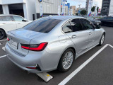 国道1号線に沿い横浜市営地下鉄「三ッ沢上町駅」から徒歩約10分。 BMW Premium Selection 横浜三ッ沢店 / 〒240-0062神奈川県横浜市保土ヶ谷区岡沢町322-3