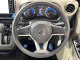 【ステアリングスイッチ】運転中、前方から目線をそらすことなく、オーディオ等の操作が可能な便利機能!安心&快適なドライブを演出してくれます♪