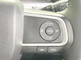 【アダプティブクルーズコントロール】高速道路での長距離走行が楽に!!自動で速度を保つクルーズコントロールが、衝突軽減システムと連携し、前方の車両を感知して車間を保つように速度調節してくれます!!