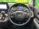 【純正革巻きステアリング】上質な革を使用することで、手にしっかり馴染みとても運転しやすいハンドルです♪