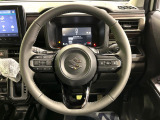 【純正革巻きステアリング】上質な革を使用することで、手にしっかり馴染みとても運転しやすいハンドルです♪