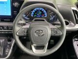 【純正革巻きステアリング】上質な革を使用することで、手にしっかり馴染みとても運転しやすいハンドルです♪