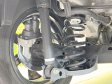 お車を安心してお乗りいただく為には、足回りの定期点検が欠かせません。サービスサポート(有償保証)では無料点検もご提供しており、安心のカーライフをお過ごしいただけるサポート体制が整っています。