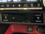 【シートヒーター&ベンチレーション】夏場は涼しい風でお尻や背中の熱やムレを防ぎ、冬はエアコンよりも早く温まってポカポカに!季節を問わず快適に過ごせます。