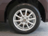 R8年式夏タイヤ165/65R14ダンロップ製です。